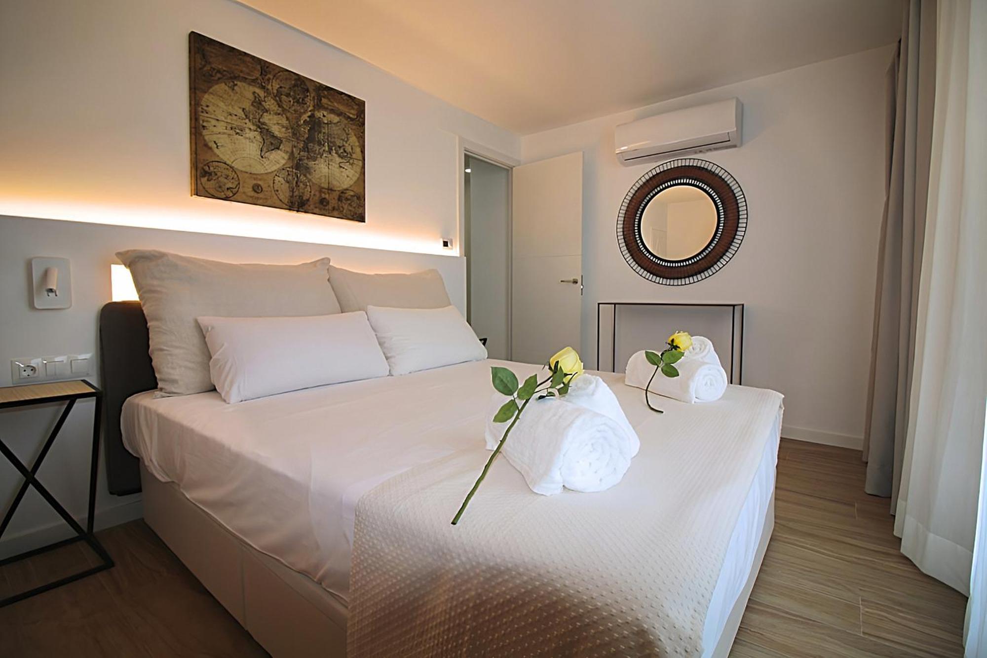 Incredible Penthouse With Jacuzzi In The Center, Unique In The Area Leilighet *